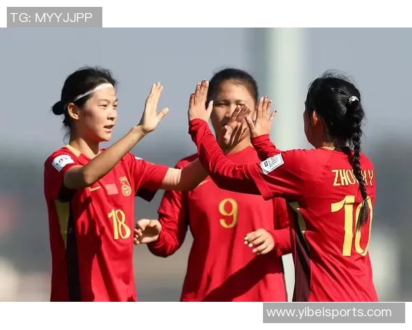 中国U17女足半场领先挪威U17女足陈睿琳任意球破门周欣怡点射助攻