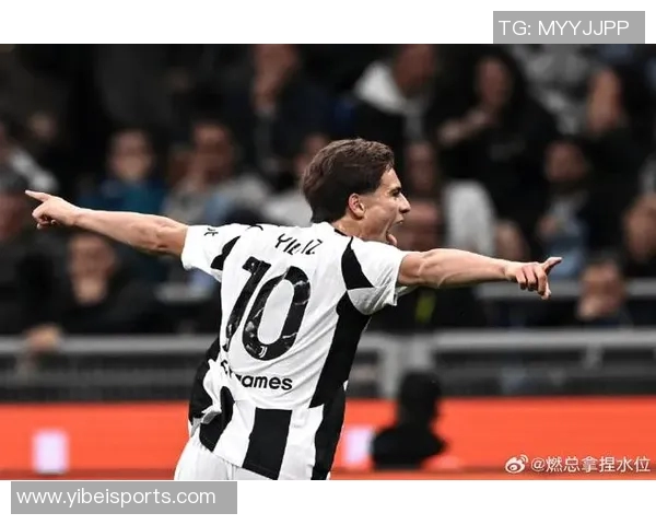 双星齐发力！居莱尔助攻伊尔迪兹梅开二度助力世预赛胜利