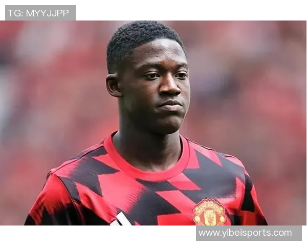 佩杜拉透露那不勒斯对梅努态度谨慎罗马也在关注这名球员的表现 佩杜拉透露那不勒斯对梅努态度谨慎罗马也在关注这名球员的表现