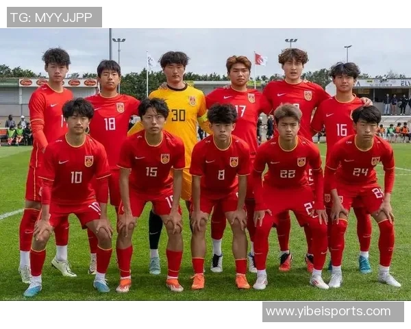 中国U16男足全力以赴迎战U17亚洲杯预选赛决战时刻展现青春风采 中国U16男足全力以赴迎战U17亚洲杯预选赛决战时刻展现青春风采