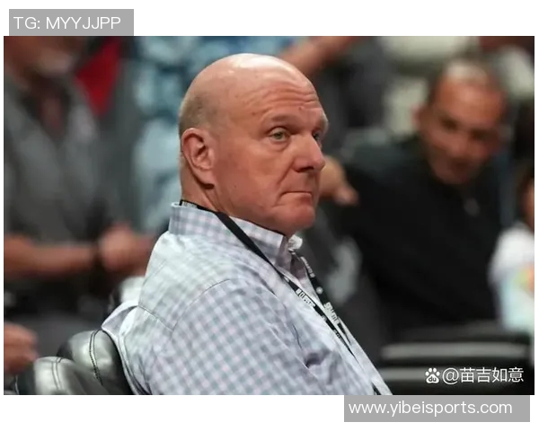 哈登幽默调侃鲍尔默球馆价值十亿成就球队主场优势