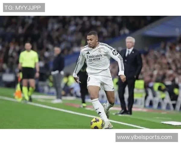 姆巴佩盛赞C罗称其为皇马第一人并视其为榜样与楷模 姆巴佩盛赞C罗称其为皇马第一人并视其为榜样与楷模