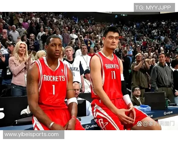 火箭队比赛稀缺令人怀念球迷期待球队重返赛场的热情与激情