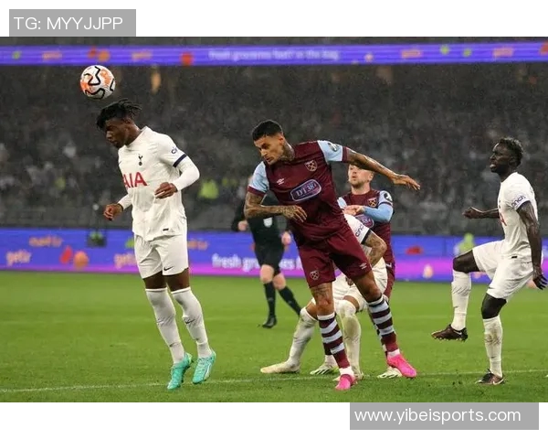 努诺冬窗求援三人西汉姆欲争齐尔克泽对抗罗马