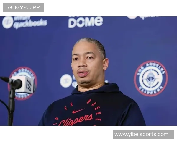 小卡称赞泰伦卢始终积极投入即便在困难决策时也全力以赴