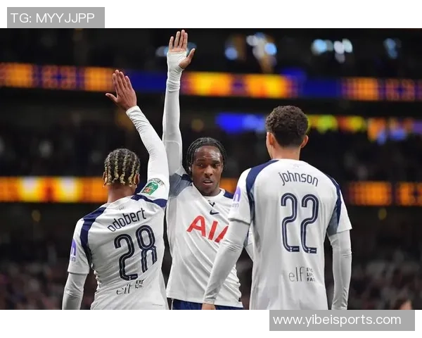 帕利尼亚转会拜仁遭冷遇热刺替补身份让3000万买断成难题 帕利尼亚转会拜仁遭冷遇热刺替补身份让3000万买断成难题