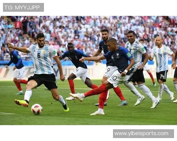 姆巴佩本场表现抢眼贡献2球1助攻并创造3次关键机会评分高达83 姆巴佩本场表现抢眼贡献2球1助攻并创造3次关键机会评分高达83