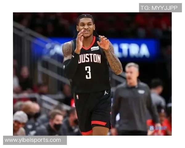 小凯文波特上半场表现出色下半场状态下滑仅得2分 小凯文波特上半场表现出色下半场状态下滑仅得2分