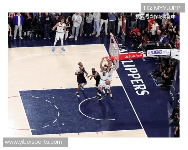 莱昂纳德表现平稳全队最高得分21分但正负值却为负11引人关注